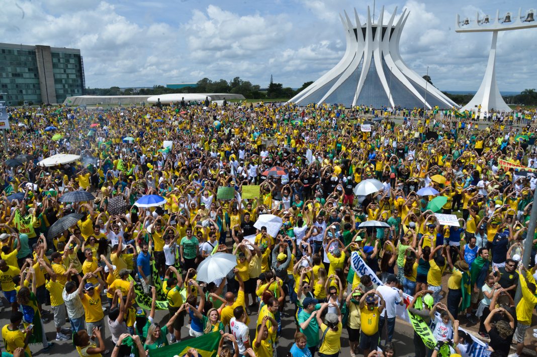 A oposição odeia os apoiadores de Bolsonaro porque não aceitam o voluntariado