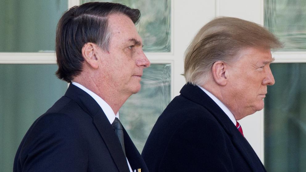 "Trump não é a pessoa mais importante do mundo", diz Bolsonaro em tom estratégico