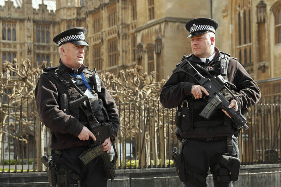 Reino Unido eleva nível de ameaça terrorista para 