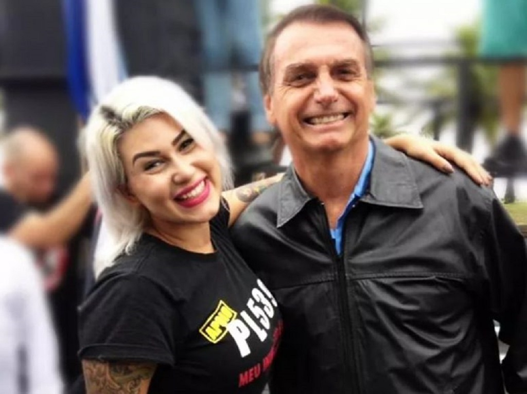 Sara Winter quebra o silêncio e volta a defender Bolsonaro: 