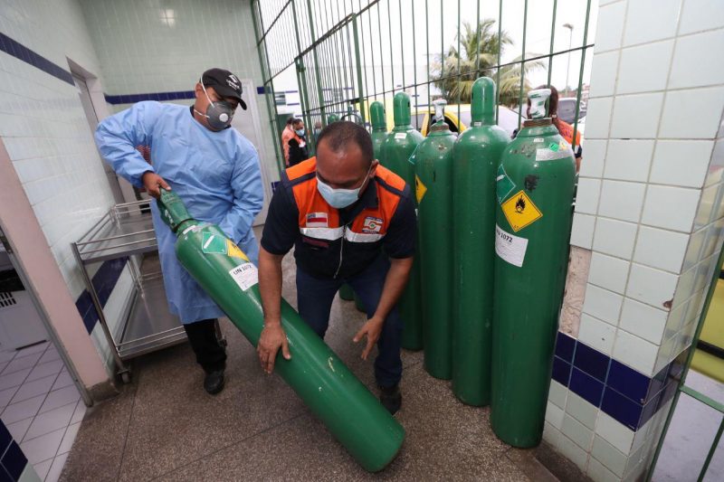Voluntário de ONG desviou mais de 60 cilindros de oxigênio em Manaus para revenda